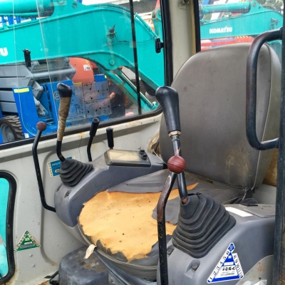 KOMATSU 25-7  ขนาดPC-25 (คอลโทนน้ำมัน) รถเก่านอกแท้ มีเอกสารใบอินวอย☎️สนใจติดต่อ 085-5632278 (ราคาต่อรองได้)