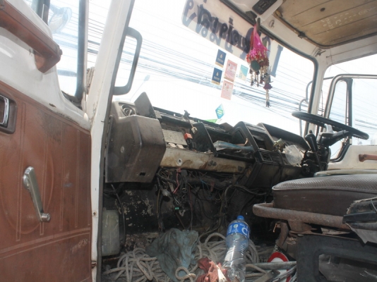 ขายฮีโน่ F18 เครื่อง HO7C เครื่องดี แซสซีสวยเดิมเรียบๆ รถขับขี่ดี ขายฮีโน่ F18 เครื่อง HO7C เครื่องดี แซสซีสวยเดิมเรียบๆ รถขับขี่ดี