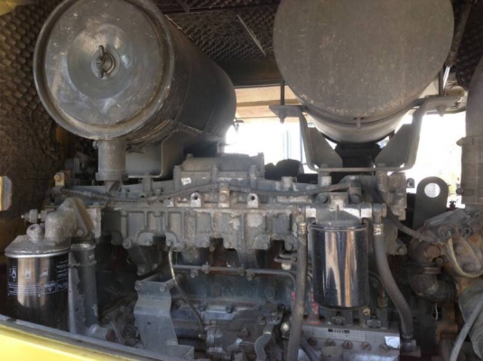 Komatsu WA300-3E เก่าญี่ปุ่น สภาพดีพร้อมใช้งาน โทร.090-986-2521 อ๊อบ Komatsu WA300-3E เก่าญี่ปุ่น สภาพดีพร้อมใช้งาน โทร.090-986-2521 อ๊อบ