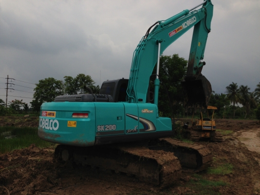 ขาย KOBELCO SK200-8 Super-X 5000 ชั่วโมง ซีเรียลสูง สนใจติดต่อ 081-4283210