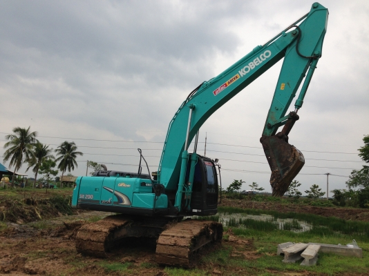 ขาย KOBELCO SK200-8 Super-X 5000 ชั่วโมง ซีเรียลสูง สนใจติดต่อ 081-4283210