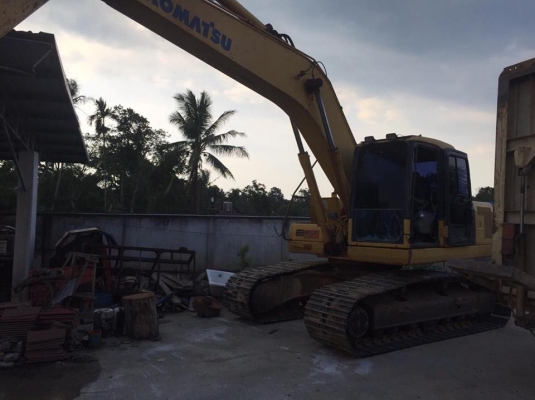 รถแบคโฮ PC200-7 ปี 2005 ทำงานนาน 20900 ชม. เอกสารเล่มทะเบียนพร้อม รถสวยเต็ม