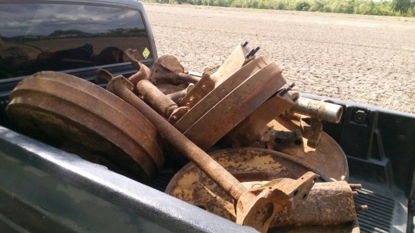 ขายล้อนำรถแทรกเตอร์ พร้อมขายึดล้อนำสภาพสวยเก่าเก็บ ของเก่าญี่ปุ่น  มี  D-5 ขายไม่แพงครับ พร้อมเช็คเปลี่ยนซิลให้พร้อมใช้