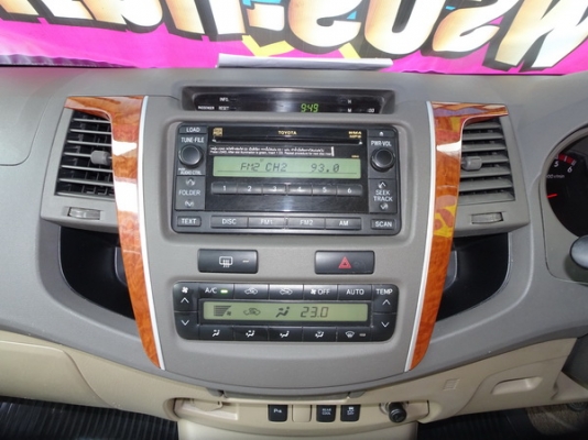 TOYOTA FORTUNER 3.0 V 2WD AT ปี 2010 TOYOTA FORTUNER 3.0 V 2WD AT ปี 2010