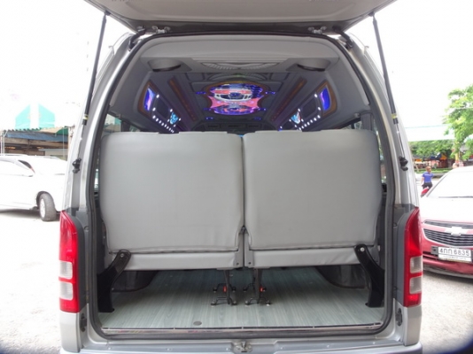 TOYOTA COMMUTER 2.5D4D MT ปี 2010