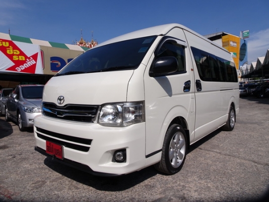 TOYOTA COMMUTER 2.5D4D MT ปี 2011
