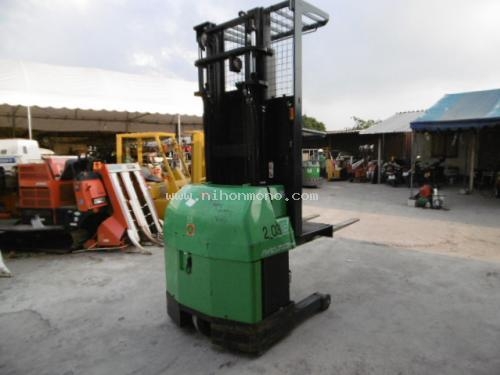 ขาย รถยกไฟฟ้ายืนขับ TOYOTA   7FBP9 รหัสสินค้า : 80803389   www.nihonmono.com