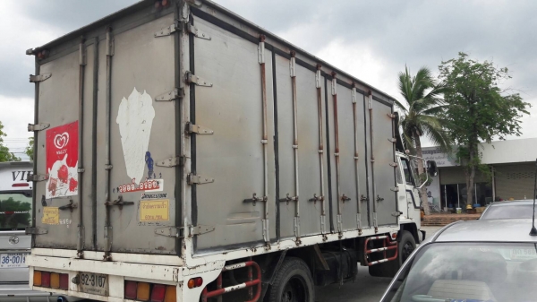 รถบรรทุก 6 ล้อใหญ่ตู้แห้ง ISUZU ปี39 รุ่นFSR เครื่อง 145 แรง ตู้ยาว 5 เมตร ราคา 338,000 บ.รถอยู่สระบุรี