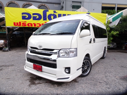 TOYOTA COMMUTER 2.5D4D MT ปี 2013