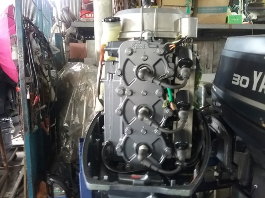 ขายเครื่องysmaha 40 hp หาง21"