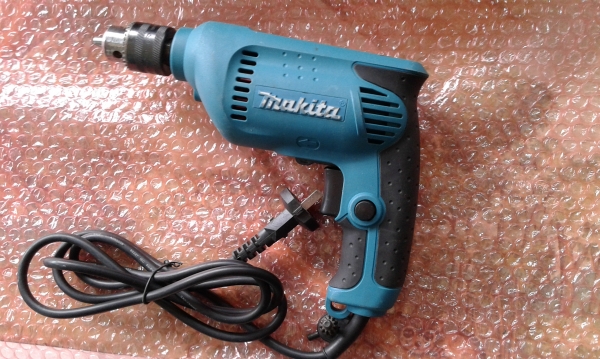 ขายสว่าน Makita 6412 1,200 บาทพร้อมส่งพัสดุลงทะเบียนฟรี ขายสว่าน Makita 6412 1,200 บาทพร้อมส่งพัสดุลงทะเบียนฟรี