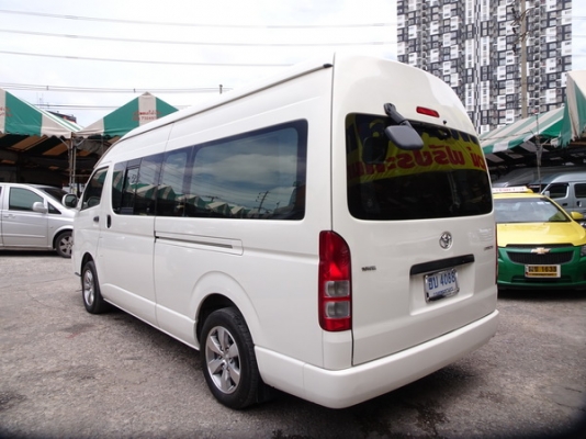TOYOTA HIACE COMMUTER 2.5D4D MT ปี2011 TOYOTA HIACE COMMUTER 2.5D4D MT ปี2011