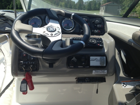 Yamaha 242 limited S Speedboat top of the line