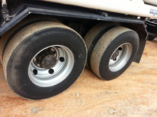 ขายISUZU DECA 2เพลา พร้อมแท้งค์ เครื่อง270แรง