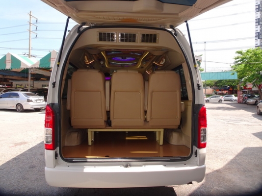 TOYOTA COMMUTER 2.5D4D MT ปี 2014