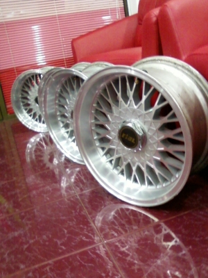 MAX ลายเ่ล่นเส้นศิลย์ RAIL ขอบ 15นิ้ว 5รู 114พร้อมยาง MAXXIS