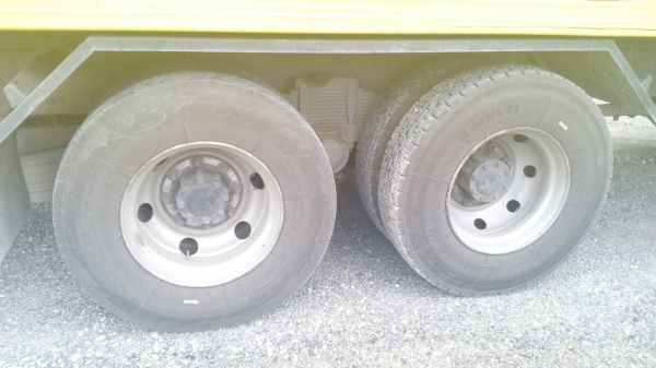 ขายรถสิบล้อตู้แห้งมีลิปหลังหลงเครือง260แรงปี52ยาว7.50เมตร ขายรถสิบล้อตู้แห้งมีลิปหลังหลงเครือง260แรงปี52ยาว7.50เมตร