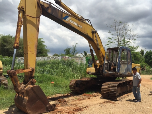 Kobelco 200 M3 เครื่องดีเยี่ยม แทรคตามสภาพ สัญญาซื้อขายครับ