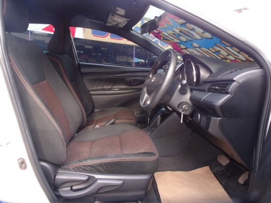 TOYOTA YARIS 1.2AT ปี 2014