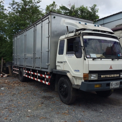 ขายด่วนรถ 6 ล้อตู้ 10 บาน