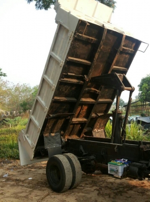 หกล้อ ฮีโน่ KM777ดั้ม5คิว สภาพดีพร้อมใช้งาน ทะเบียนพร้อมโอน