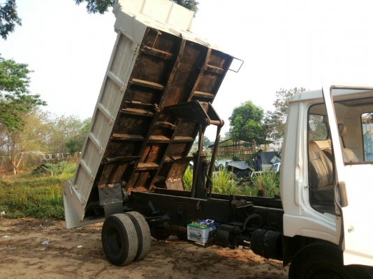 หกล้อ ฮีโน่ KM777ดั้ม5คิว สภาพดีพร้อมใช้งาน ทะเบียนพร้อมโอน