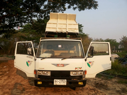 หกล้อ ฮีโน่ KM777ดั้ม5คิว สภาพดีพร้อมใช้งาน ทะเบียนพร้อมโอน