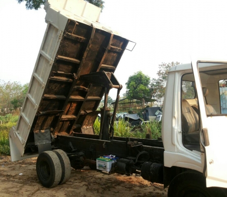 หกล้อ ฮีโน่ KM777ดั้ม5คิว สภาพดีพร้อมใช้งาน ทะเบียนพร้อมโอน