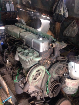 เครื่องบัสBenz 210 ข้อสแตนดาร์ด พร้อมเกียร์ 45,000 มาลองติดเครื่องดูได้เลยครับ