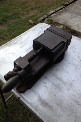 @@@@ ขายปากกาเครื่องจักรกับสามจับเครื่องกลึงครับ @@@@@@ @@@@ ขายปากกาเครื่องจักรกับสามจับเครื่องกลึงครับ @@@@@@