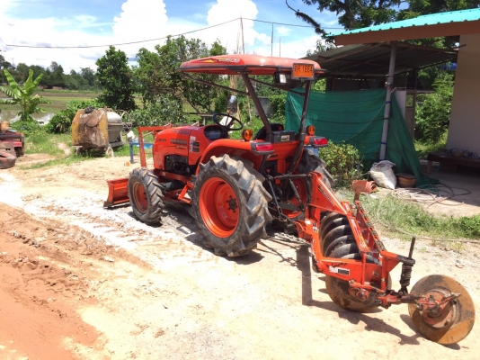 รถไถ36แรงอุปกรณ์3ชิ้น รถไถ36แรงอุปกรณ์3ชิ้น