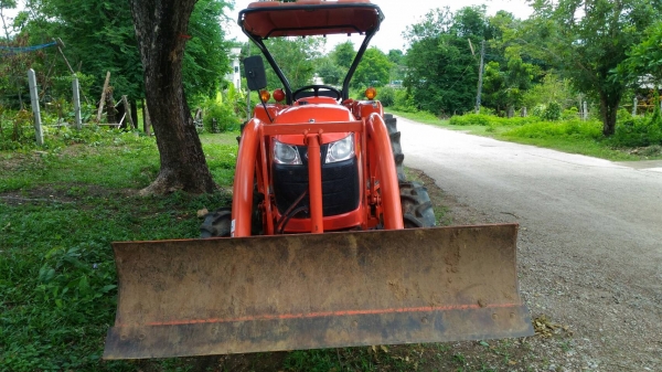 ขายรถไถคูโบต้า L4708 เครื่องแน่น แห้งไม่มีเยิ้ม พร้อมใช้งานทันที มีอุปกรณ์ 3 อย่าง ดันหน้า โรตารี่ จาน6