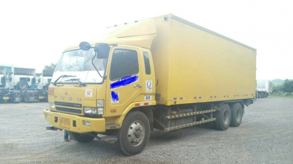 ขายด่วนไอ้หลงEURO2 ปี52เพลาเดียว260แรงสิบสปีดยาว7.20เมตรมีลิฟหลังสภาพพร้อมใช้สุดๆจัดแนนท์ได้โทร0843923995