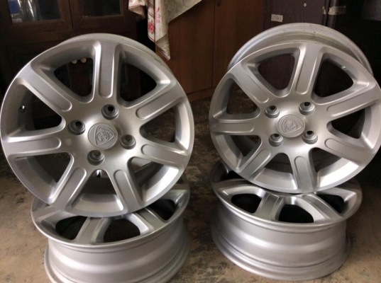 ขายล้อแม็กซ์ของรถProton Saga ขอบ16"สภาพดีและสวยมาก ราคายกชุด4ล้อ 3,500.-