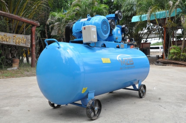 ขายปั้มลม 3สูบ(500ลิตรใหญ่) 10HPสภาพสวยเดิม ของใหม่เปิดตู้ติดมา1ตัว 38,500บาท เท่านั้น!!