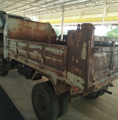 หกล้อ ฮีโน่ FB112WO4D117ดั้มสามมิต5คิว สภาพดีคู่เดิมสวยสีเดิมพร้อมใช้ รถห้างแท้ ทะเบียนพร้อมโอน