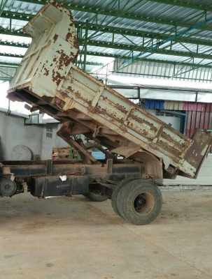 หกล้อ ฮีโน่ FB112WO4D117ดั้มสามมิต5คิว สภาพดีคู่เดิมสวยสีเดิมพร้อมใช้ รถห้างแท้ ทะเบียนพร้อมโอน