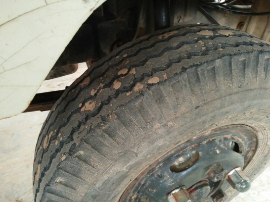 หกล้อ ฮีโน่ FB112WO4D117ดั้มสามมิต5คิว สภาพดีคู่เดิมสวยสีเดิมพร้อมใช้ รถห้างแท้ ทะเบียนพร้อมโอน