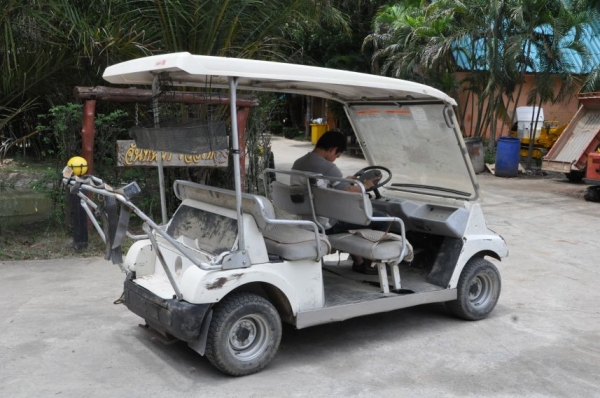 ขายรถกอล์ฟ sanyo4ที่นั่ง สภาพเดิมๆจากญีปุ่นยังไม่เคยใช้ในไทย35,000เท่านั้น ขายรถกอล์ฟ sanyo4ที่นั่ง สภาพเดิมๆจากญีปุ่นยังไม่เคยใช้ในไทย35,000เท่านั้น