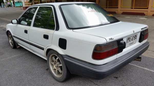 Toyota corolla ee90 โดเรม่อน เครื่องหัวฉีด เกียร์ออโต้