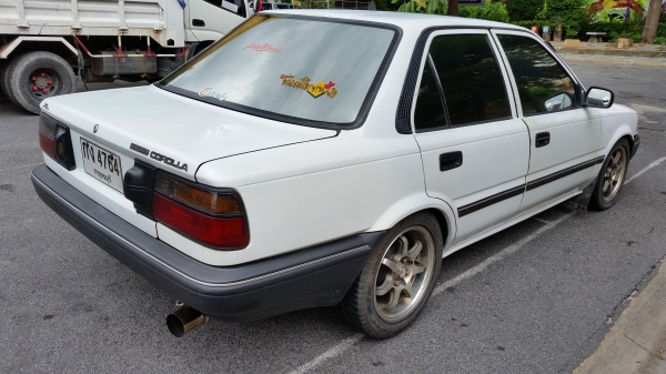 Toyota corolla ee90 โดเรม่อน เครื่องหัวฉีด เกียร์ออโต้
