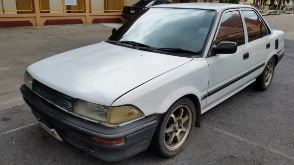 Toyota corolla ee90 โดเรม่อน เครื่อง/แก๊สหัวฉีด เกียร์ออโต้