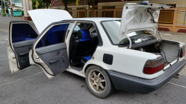 Toyota corolla ee90 โดเรม่อน เครื่อง/แก๊สหัวฉีด เกียร์ออโต้