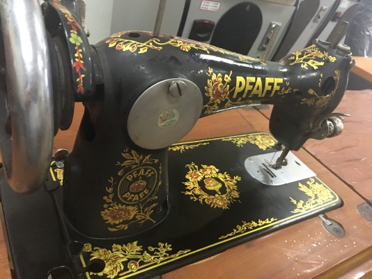 pfaff 51 จักรเยอรมันสายพันธุ์แกร่ง ยกให้ทั้งหัวทั้งโต๊ะ