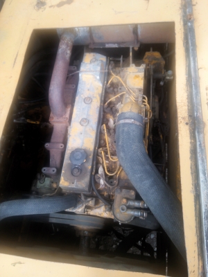 ขายรถแบคโฮคีปไม้ KOMATSU PC120-3 ที่คีปแบบหมุนได้ มีบุ้งกี๋ ราคา 500000