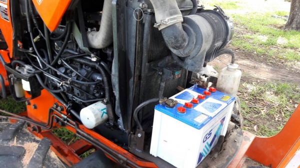 ขาย 225,000 Kubota  L3608 ทำงาน 770  ชั่วโมง (ใบมีด - หาง 6) เครื่องดี ยางสวย  เอกสารเล่มทะเบียน 090-772-3710 090-772-3708