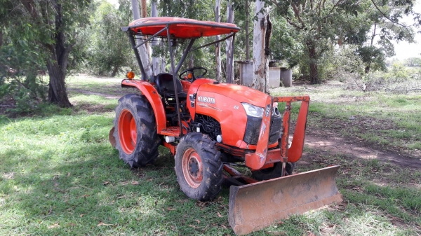 ขาย 225,000 Kubota  L3608 ทำงาน 770  ชั่วโมง (ใบมีด - หาง 6) เครื่องดี ยางสวย  เอกสารเล่มทะเบียน 090-772-3710 090-772-3708
