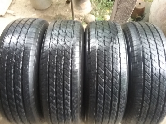 ยางMICHELIN 265 65R17ปี2015 ลงพื้นจริงปลายปี2015สภาพสวยมากๆไร้ที่ติ ดอกยางเยอะมากๆ ไม่มีปะ คุ้มสุดไม่แพง
