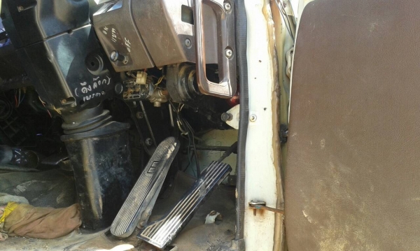 รถฮีโน่ 10 ล้อ หัวลาก ( เปอร์เฟีย ) FS630A - 270 แรงม้า. , ( ขาย แม่ , ลูก. ) สนใจติดต่อ 081 - 6079515 รถฮีโน่ 10 ล้อ หัวลาก ( เปอร์เฟีย ) FS630A - 270 แรงม้า. , ( ขาย แม่ , ลูก. ) สนใจติดต่อ 081 - 6079515