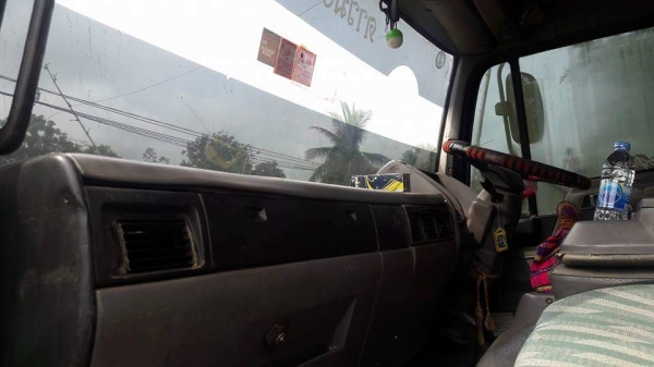 Hino FM3m 2เพลาดัมพ์ กระบะ5.8ม.980,000 ธนากร0891446662